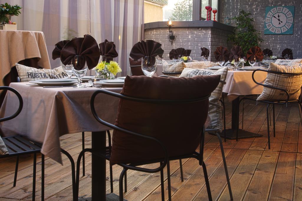 Triada Hotel Szófia Kültér fotó