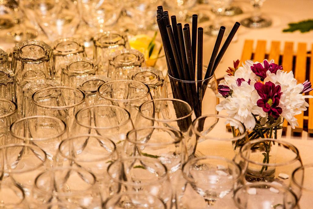 Triada Hotel Szófia Kültér fotó