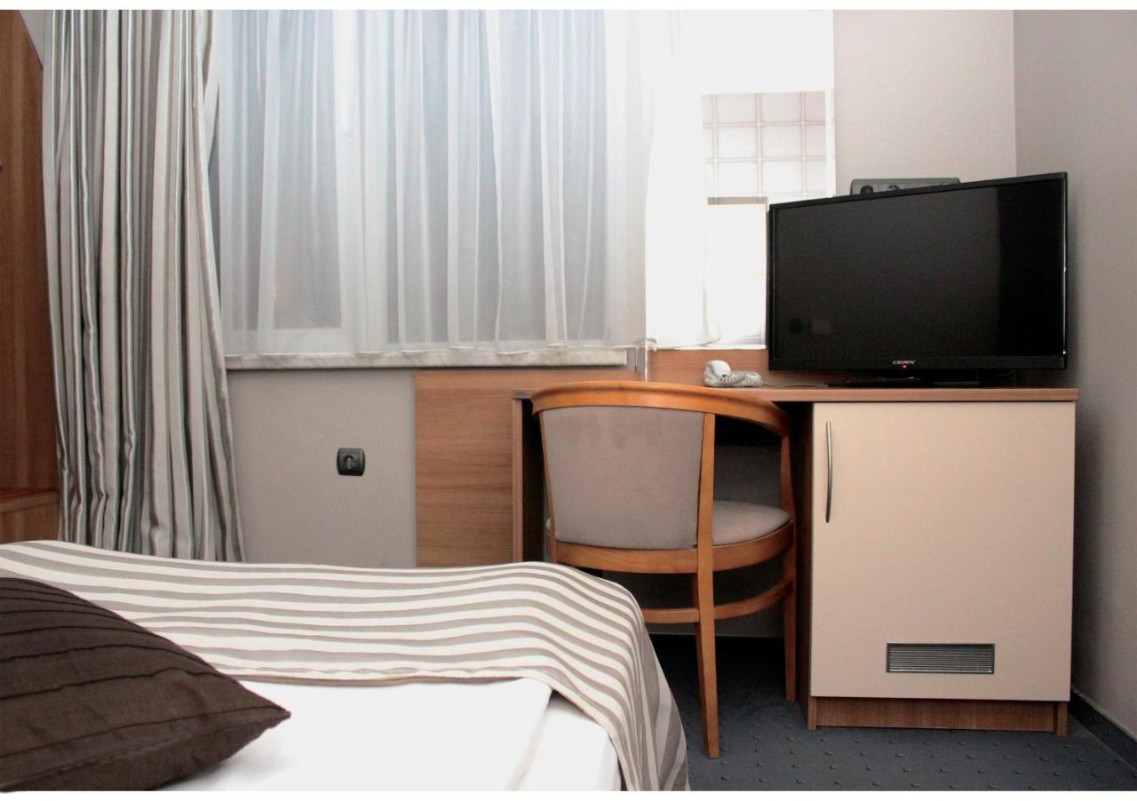 Triada Hotel Szófia Kültér fotó