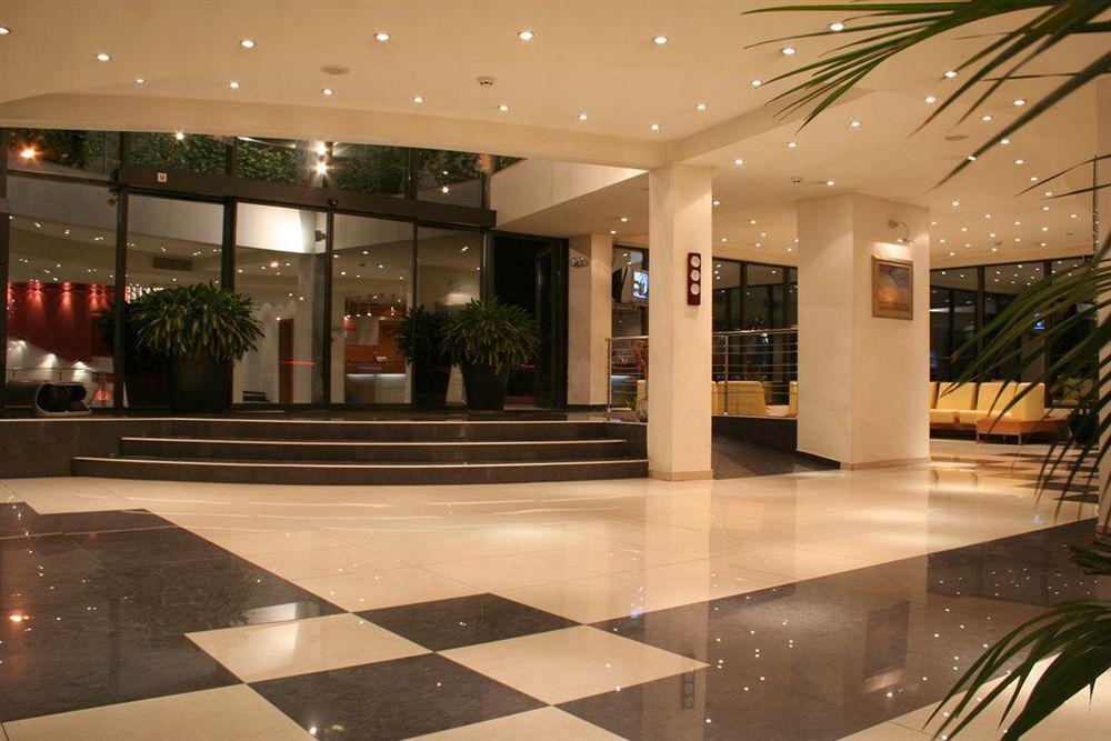Triada Hotel Szófia Beltér fotó